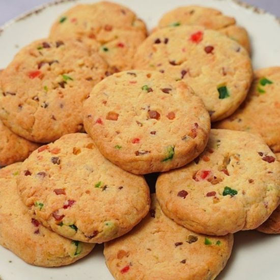 తీపి పండ్ల ముక్కలతో రంగురంగుల క్రంచీ టుట్టి ఫ్రూటీ డిలైట్ బిస్కెట్లు - 200గ్రా యొక్క చిత్రం