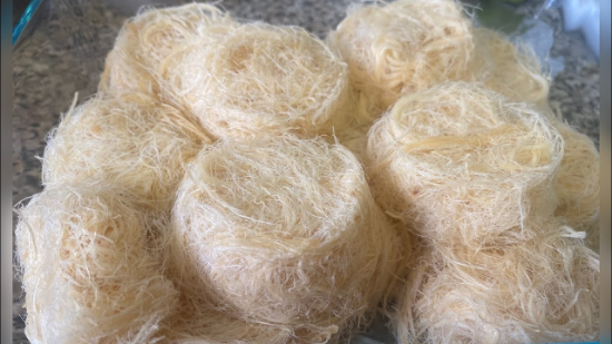 కురకురలాడే పాపిడి – శనగపిండి, బియ్యపిండి మరియు సాంప్రదాయ రుచులతో తయారైన అసలైన దక్షిణ భారత టీ-టైమ్ స్నాక్ (200 గ్రాములు) యొక్క చిత్రం