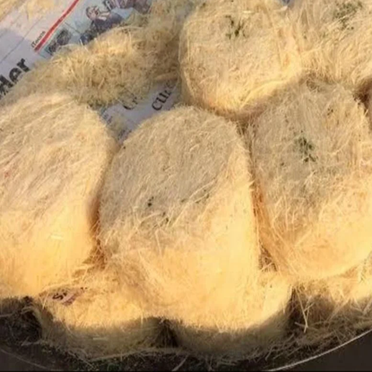 కురకురలాడే పాపిడి – శనగపిండి, బియ్యపిండి మరియు సాంప్రదాయ రుచులతో తయారైన అసలైన దక్షిణ భారత టీ-టైమ్ స్నాక్ (200 గ్రాములు) యొక్క చిత్రం