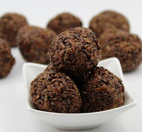 తాటి బెల్లం అవిసా లడ్డు – 200 గ్రాములు | సాంప్రదాయ తాటి బెల్లం & అవిసె గింజల స్వీట్ బాల్స్ | ఒమేగా-3, ప్రోటీన్ & సహజ శక్తితో సమృద్ధిగా ఉంటుంది | అసలైన ఇంట్లో తయారుచేసిన ఆరోగ్యకరమైన స్నాక్ యొక్క చిత్రం