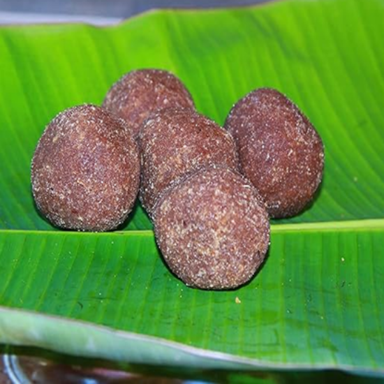 తాటి బెల్లం ఆరికెల లడ్డూ – 200గ్రా | సంప్రదాయ పద్ధతిలో తయారైన ఆరోగ్యకరమైన మిఠాయి | సహజ శక్తిని అందించే తాటి బెల్లం & పోషకాలు నిండిన ఆరికెలతో చేసిన అసలైన ఇంటి రుచిగల లడ్డూలు యొక్క చిత్రం