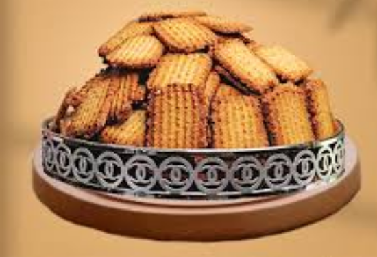 అట్టా బిస్కెట్లు – సహజమైన మంచితనం & సాంప్రదాయ ఇంట్లో తయారుచేసిన రుచితో క్రంచీ హోల్ వీట్ బిస్కెట్లు (200గ్రా). యొక్క చిత్రం