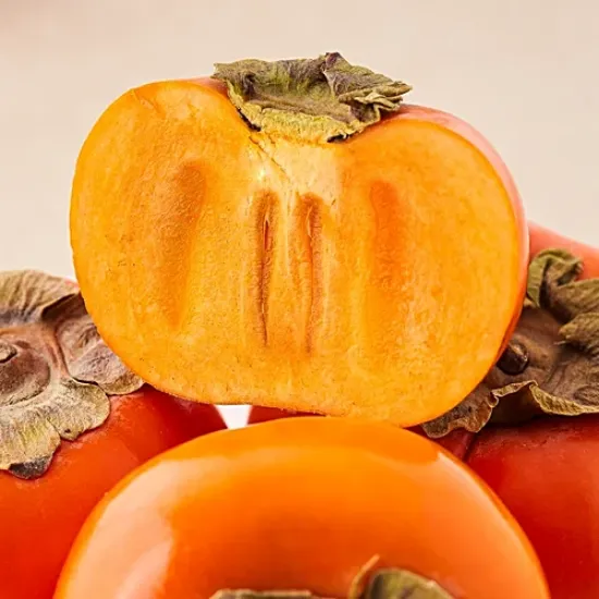 పర్సిమ్మన్ పండు /జపాన్ పండు 3 పండు యొక్క చిత్రం