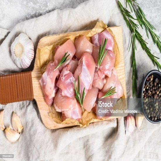 Chicken curry Cut small pieces -500g యొక్క చిత్రం