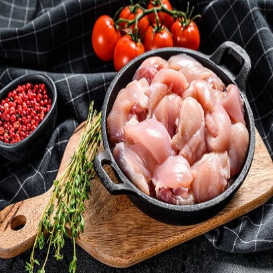 చికెన్ బోన్‌లెస్ క్యూబ్స్ 450 గ్రా యొక్క చిత్రం